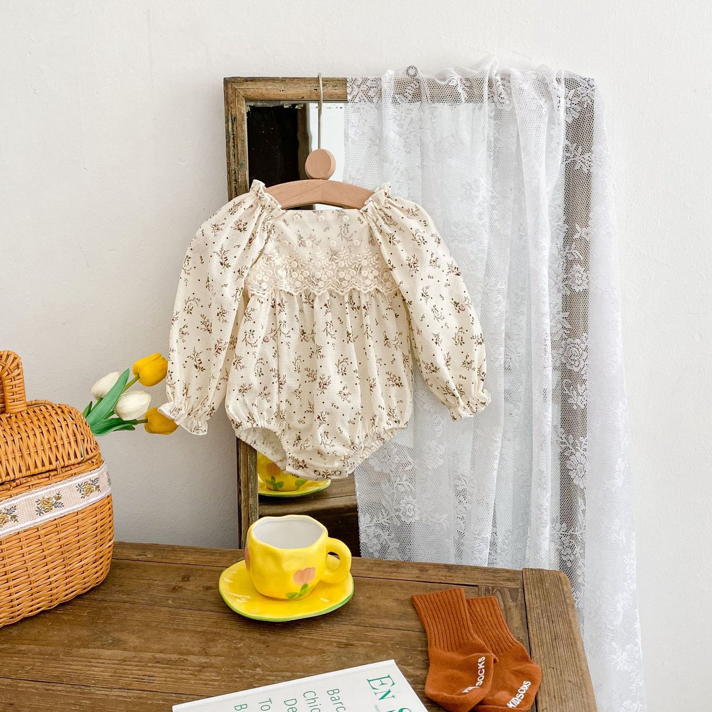 Baby Girl's Floral Lace Long-sleeved One-piece Romper