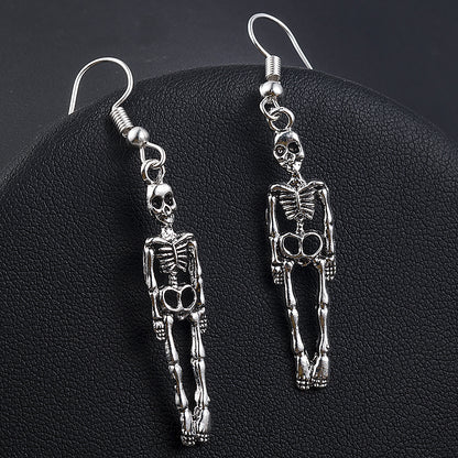 Skull pendant earrings