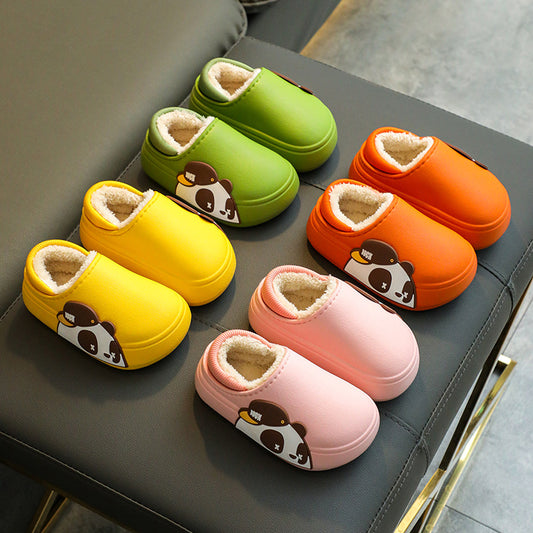 Warm And Waterproof Boy's Bag With Slippers
