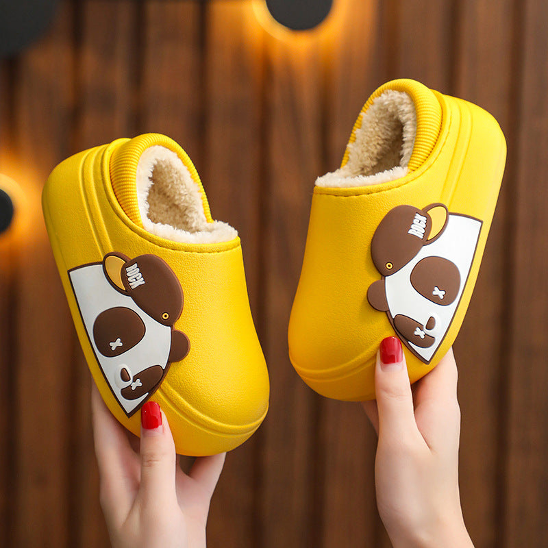 Warm And Waterproof Boy's Bag With Slippers